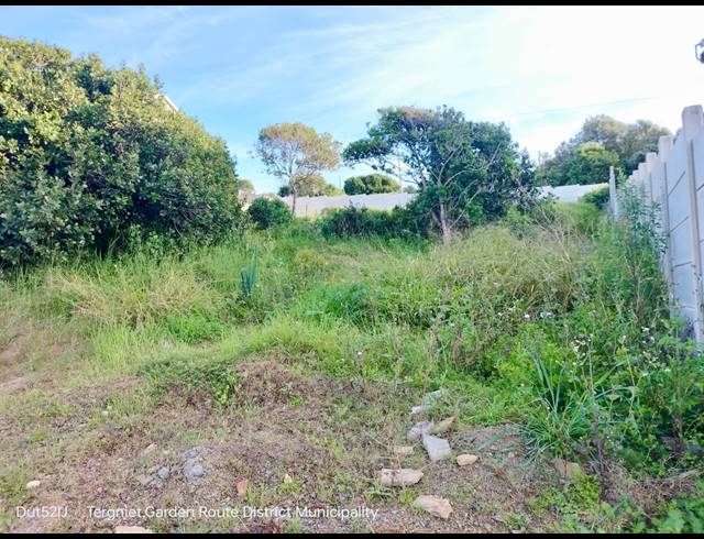 708M² VACANT LAND FOR SALE IN TERGNIET